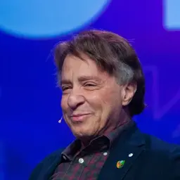 Ray Kurzweil on stage at SXSW in 2017